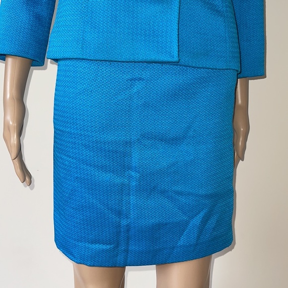 TAHARI | Jacket and skirt suit - Picture 4 of 14